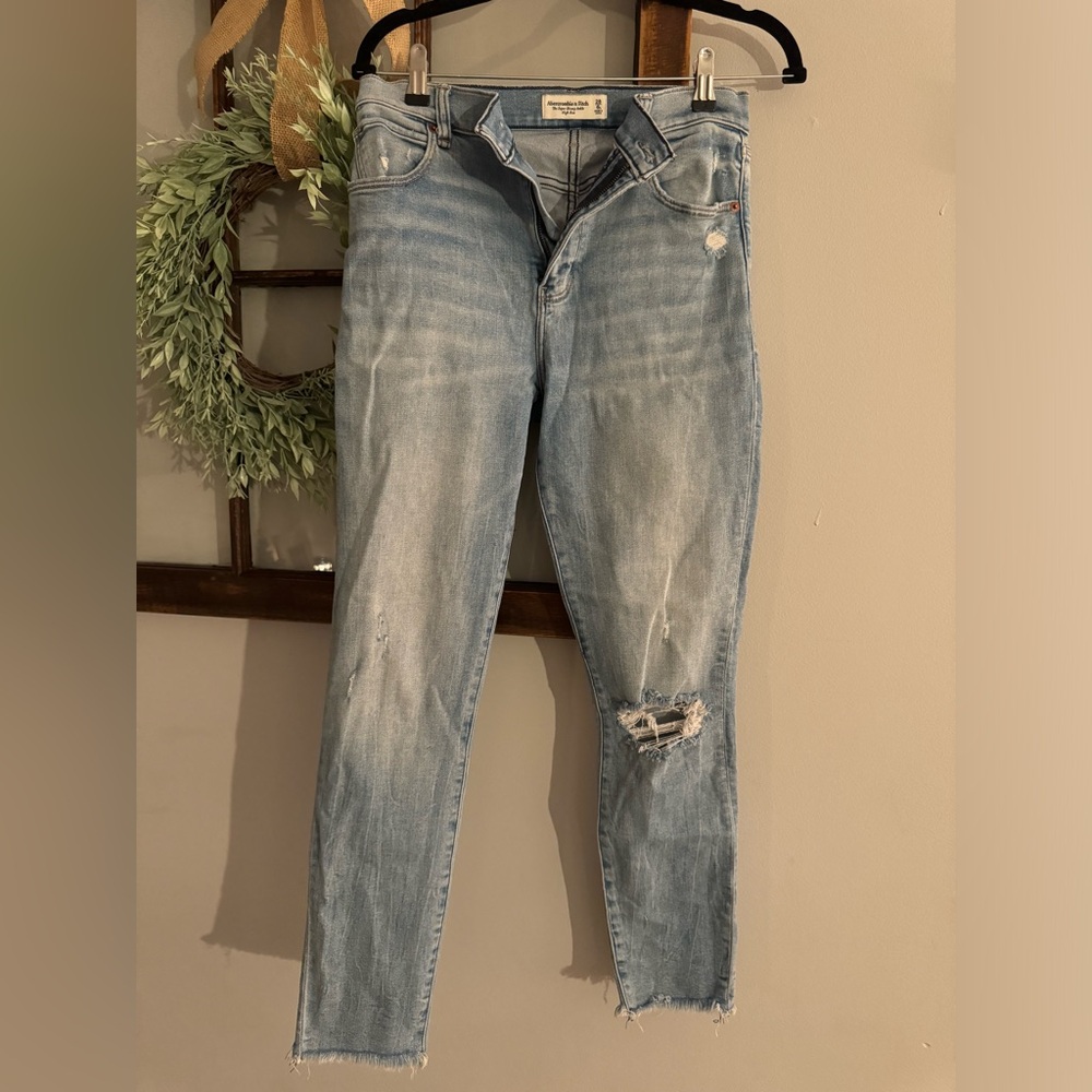 Abercrombie & Fitch High Rise Super Skinny Ankle Size 6L